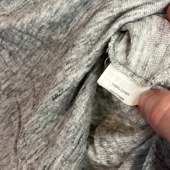 Madewell V Neck Tank Gray Small EUC - Picture 6 of 6